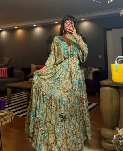 İthal Boncuk Ve Pul Detaylı Parlak Desenli Helen ipek Elbise-0001